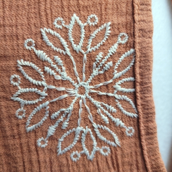 Blu Pepper 3/4 Sleeves Peasant Blouse, Size Large - Picture 7 of 11